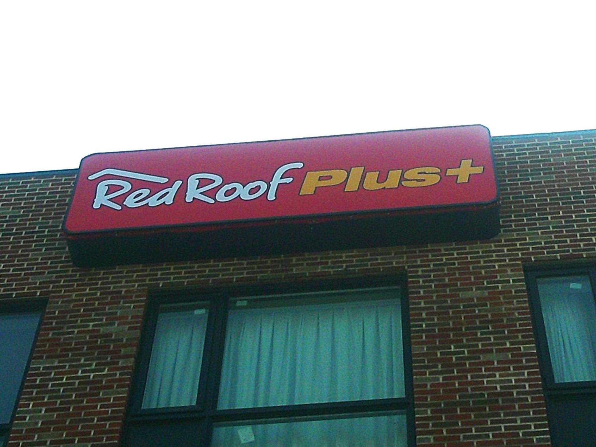 Red Roof Plus Brooklyn - 3Rd Ave New York Bagian luar foto